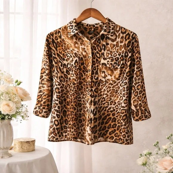 🧡 Kate Park Leopard Button-Up Top – Size Small - Picture 3 of 11
